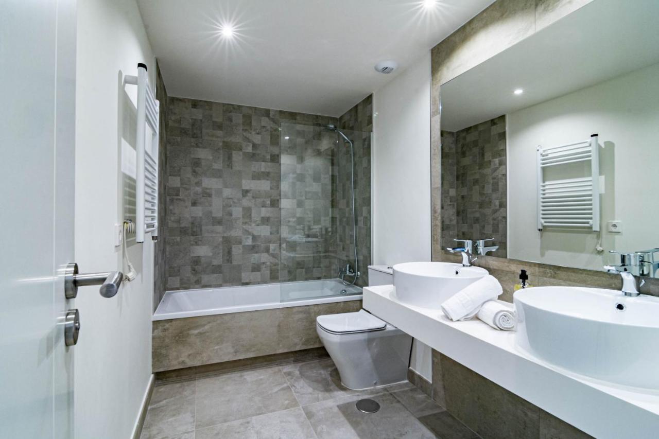 Inf32L- Modern City Apartment, Families Only Estepona Exterior photo
